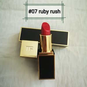 TOM FORD LIPSTICK